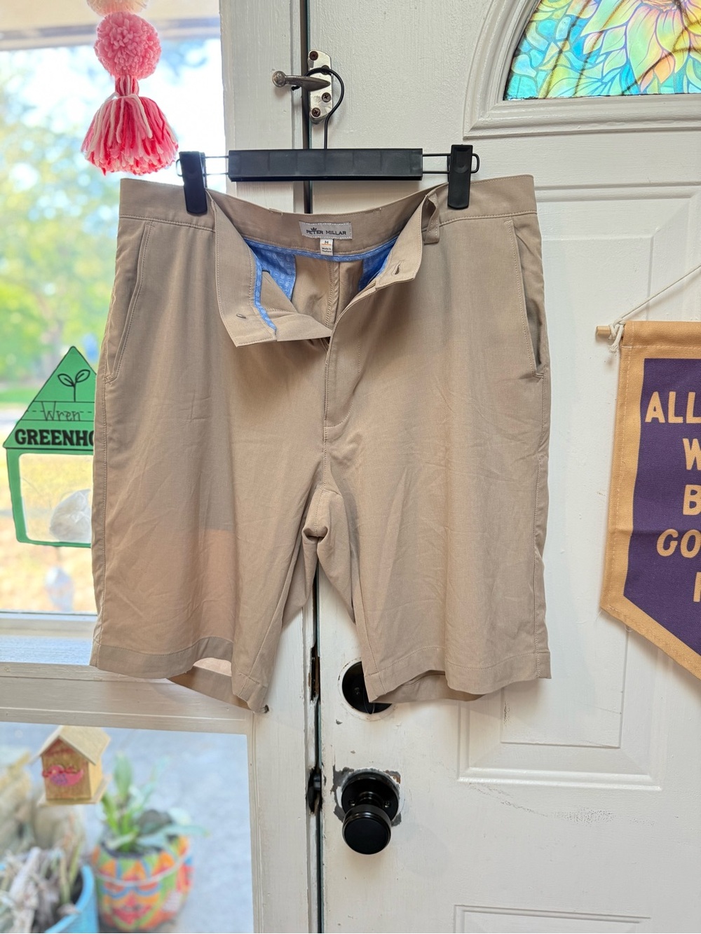 Peter Millar Men’s Khaki Golf Shorts Size 34 Beige 8” Inseam!